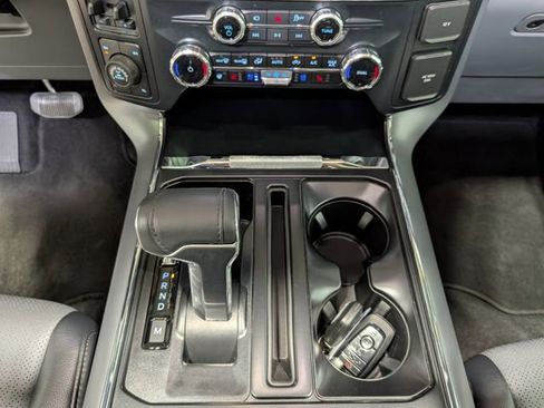 Used 2025 Ford F150 Lariat w/ Equipment Group 501A Mid image 25