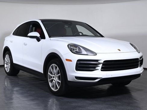 Certified 2023 Porsche Cayenne Coupe AWD/4WD image 9