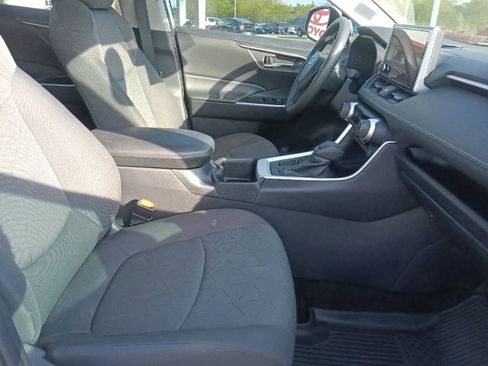 Used 2024 Toyota RAV4 XLE w/ Convenience Package image 32