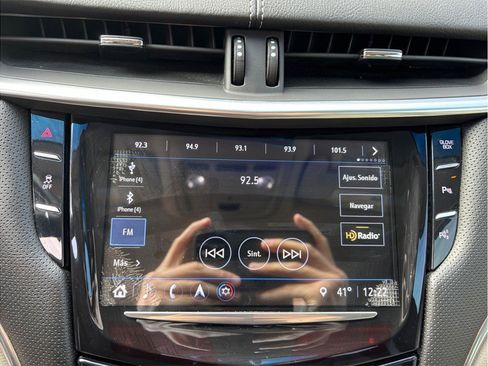 Used 2019 Cadillac XTS Luxury image 30