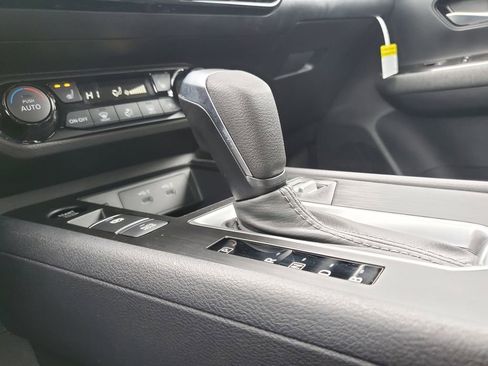 New 2026 Nissan Kicks SV image 27