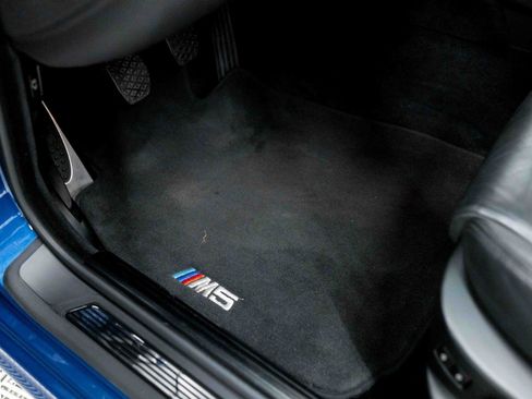 Used 2001 BMW M5 RWD image 52