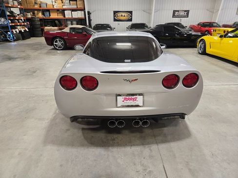 Used 2007 Chevrolet Corvette Coupe w/ Preferred Equipment Group image 4