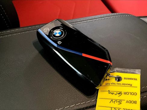 Used 2025 BMW X1 M35i w/ Premium Package image 14