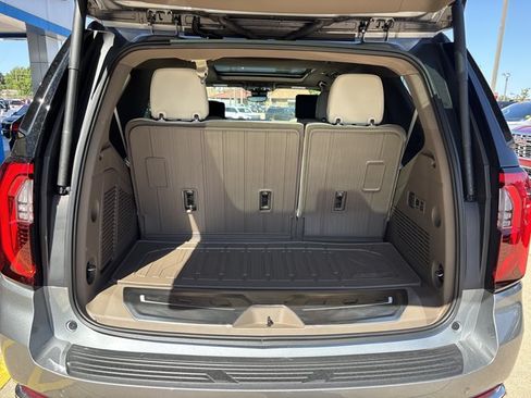 New 2026 GMC Yukon Denali w/ Denali Reserve Package AWD/4WD image 5