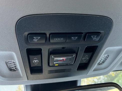 Used 2021 Toyota Camry XSE w/ Navigation Package AWD/4WD image 38