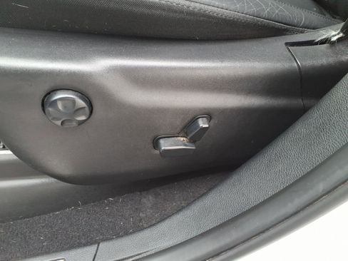 Used 2020 Jeep Grand Cherokee Limited image 20