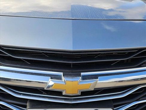 Used 2024 Chevrolet Malibu LT FWD image 4
