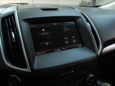 Used 2015 Ford Edge SEL w/ Equipment Group 201A AWD/4WD image 29