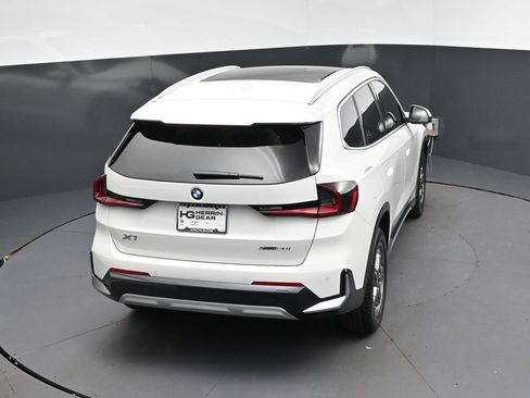 New 2026 BMW X1 xDrive28i w/ Technology Package AWD/4WD image 34
