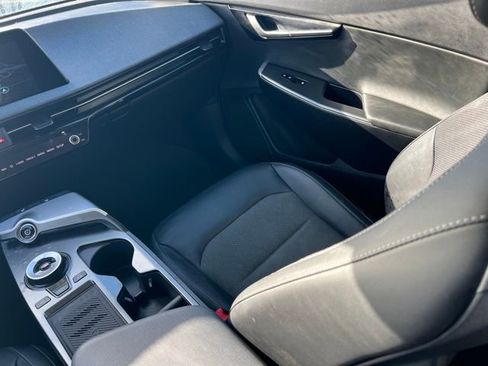 Certified 2023 Kia EV6 Light image 10