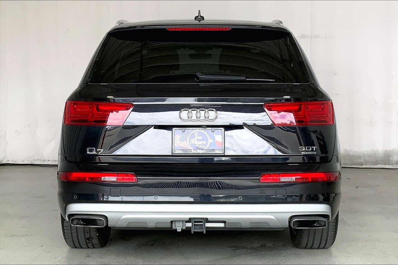 Used 2017 Audi Q7 3.0T Premium Plus AWD/4WD image 3