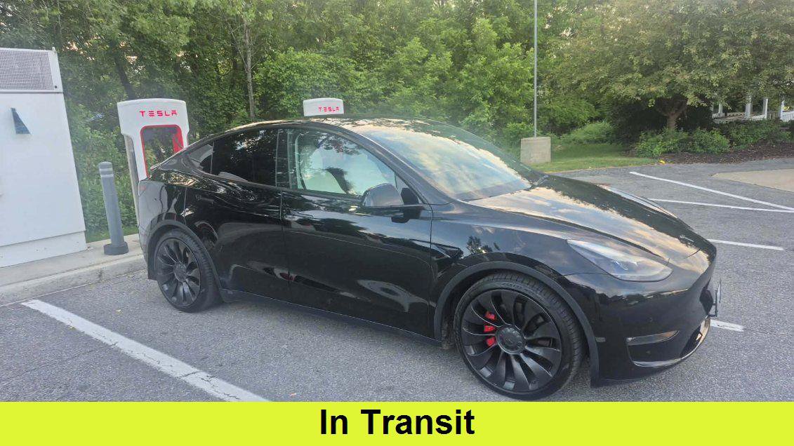 Used 2022 Tesla Model Y Performance AWD/4WD image 1