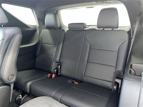 New 2026 Chevrolet Traverse LT w/ Sun and Wheel Package image 18