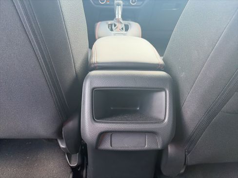 Used 2025 Honda HR-V Sport image 10