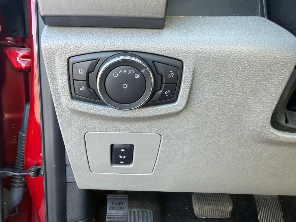 Used 2015 Ford F150 XLT w/ Equipment Group 301A Mid AWD/4WD image 27