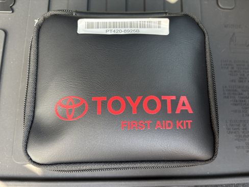 Used 2026 Toyota 4Runner TRD Off-Road Premium AWD/4WD image 39