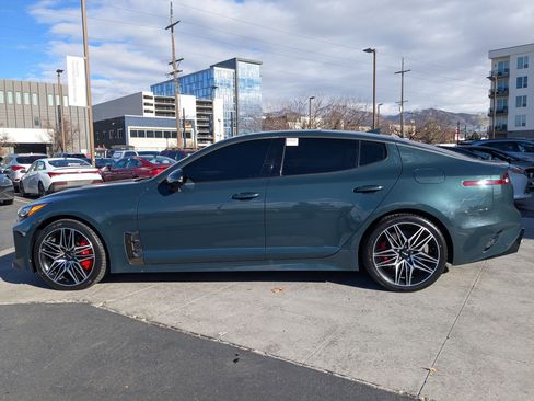 Used 2023 Kia Stinger GT2 image 10