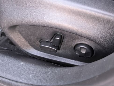 Used 2019 Jeep Compass Latitude w/ Popular Equipment Group image 29