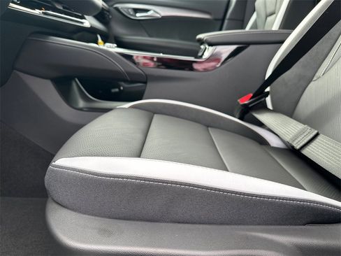 New 2025 Buick Envision Sport Touring image 10