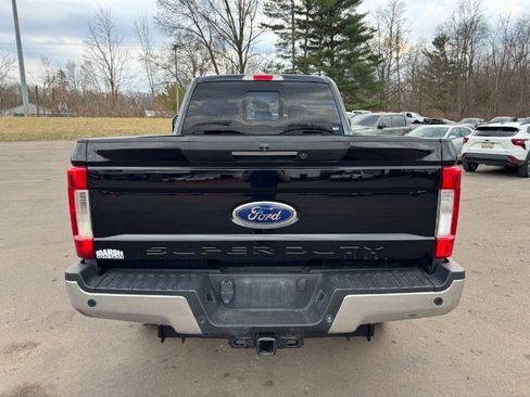 Used 2017 Ford F250 Lariat w/ Lariat Ultimate Package image 4