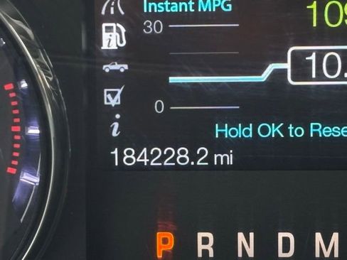 Used 2015 Ford F350 Lariat image 34