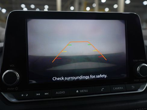 Used 2023 Nissan Rogue SV w/ SV Premium Package image 30