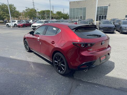 New 2026 MAZDA MAZDA3 Hatchback w/Premium Plus Pkg AWD/4WD image 7