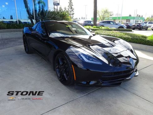 Used 2019 Chevrolet Corvette Stingray Coupe w/ Battery Protection Package image 1