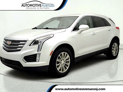 Used 2019 Cadillac XT5 Luxury FWD image 1