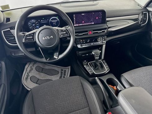 Certified 2024 Kia Seltos X-Line AWD/4WD image 21