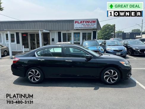 Used 2016 Honda Accord EX image 2