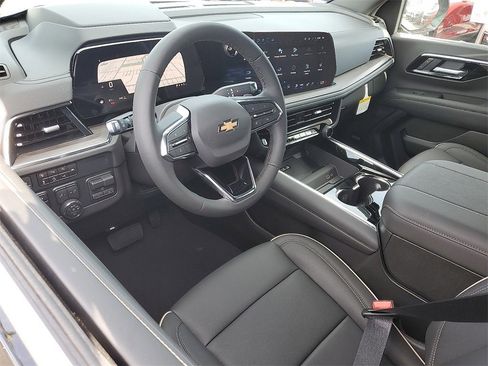 New 2025 Chevrolet Tahoe Premier image 3