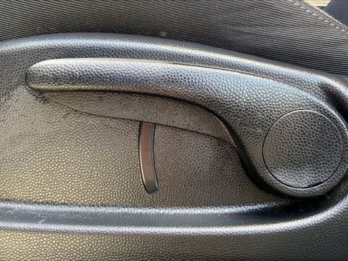 Used 2018 Kia Soul + FWD image 34