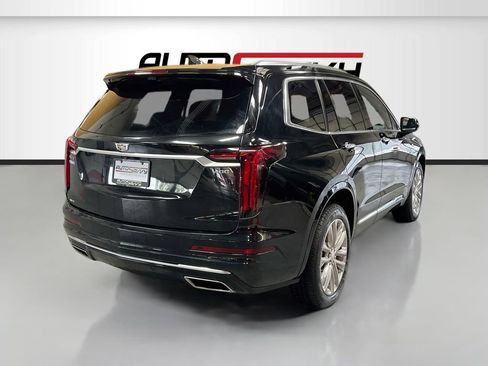 Used 2024 Cadillac XT6 Premium Luxury w/ Technology Package AWD/4WD image 7