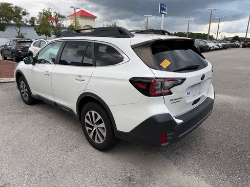 Used 2021 Subaru Outback Premium w/ Popular Package #1 AWD/4WD image 9