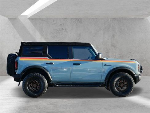 Certified 2022 Ford Bronco Badlands w/ Sasquatch Package image 2