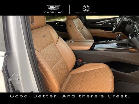 Used 2023 Cadillac Escalade ESV Premium Luxury AWD/4WD image 26