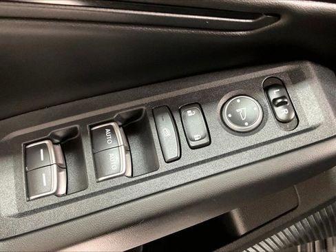 Used 2024 Honda Accord EX image 39
