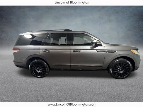 Certified 2023 Lincoln Navigator Black Label AWD/4WD image 9