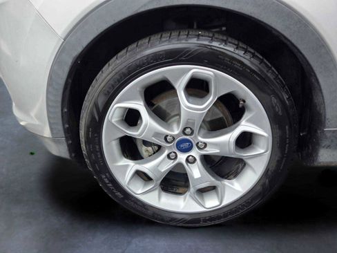 Used 2015 Ford Escape Titanium FWD image 8