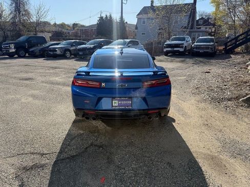 Used 2018 Chevrolet Camaro SS RWD image 5