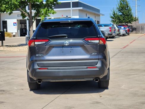 Used 2024 Toyota RAV4 XLE w/ Convenience Package FWD image 13