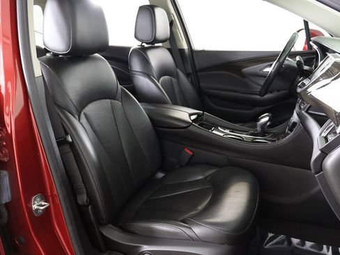 Used 2019 Buick Envision Essence image 33