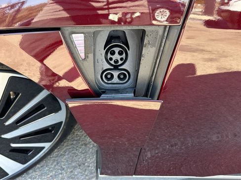 Used 2023 Lucid Air Touring image 40