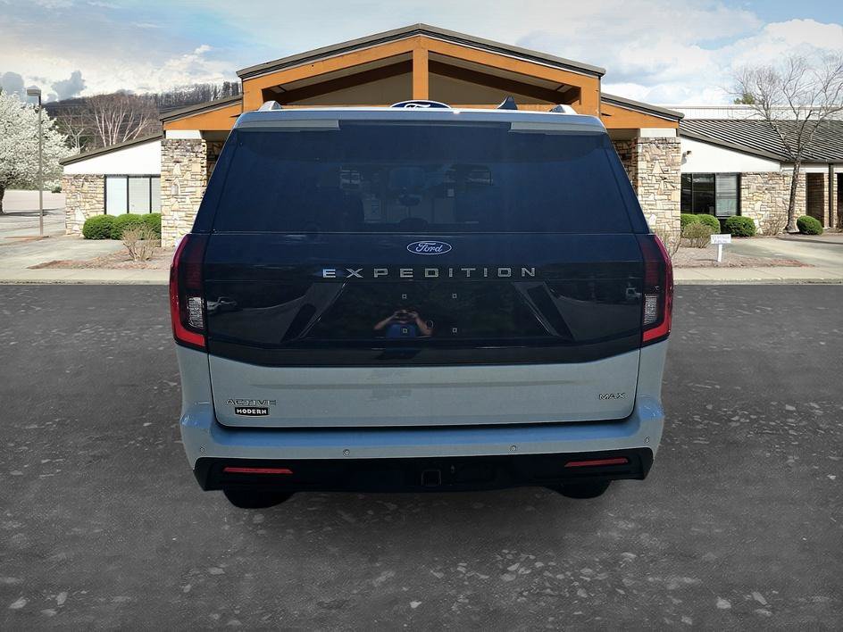 Used 2026 Ford Expedition Max Active AWD/4WD image 8