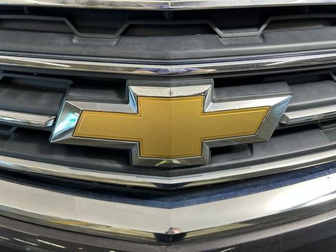 Used 2017 Chevrolet Traverse LT w/ Style and Technology Package AWD/4WD image 10