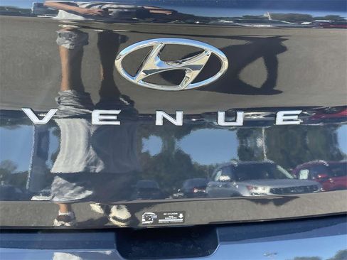 New 2026 Hyundai Venue SEL image 7
