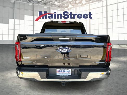 Used 2024 Ford F150 XLT AWD/4WD image 4