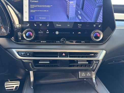 Used 2024 Lexus RX 350 F Sport w/ Convenience Package image 30